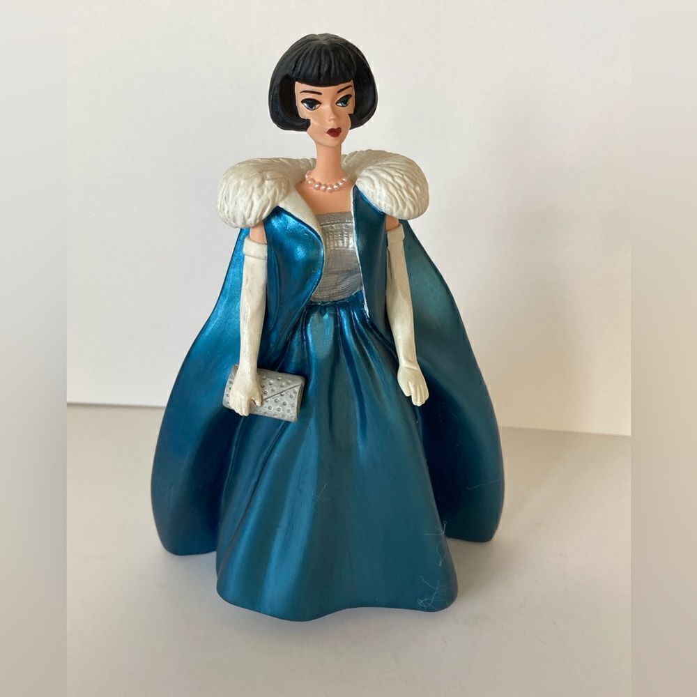Vintage The Danbury Mint The Midnight Blue Barbie 1993